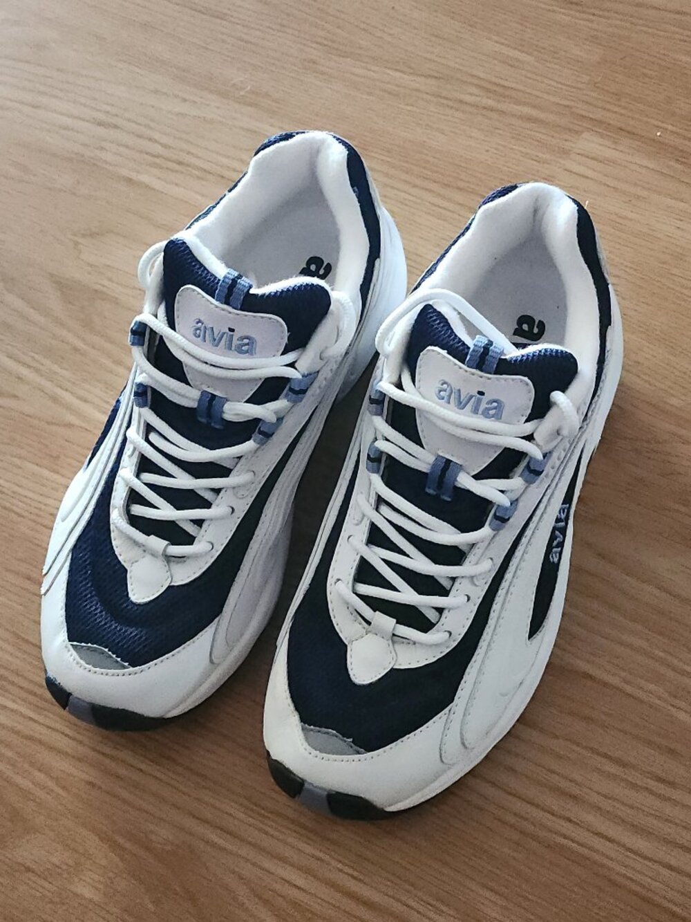 Vintage Avia Womens 144WWD Athletic Shoes SIze 6 1/2